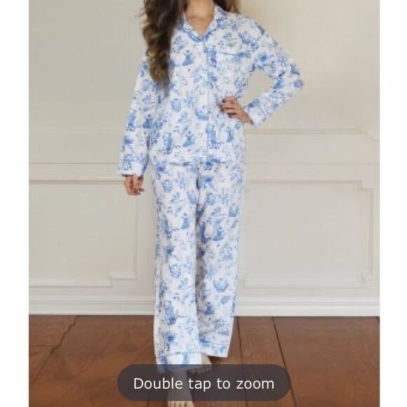 8 Oak Lane Women's 12 Days Toile Classic Flannel Pajama Set - Picture 1 of 9